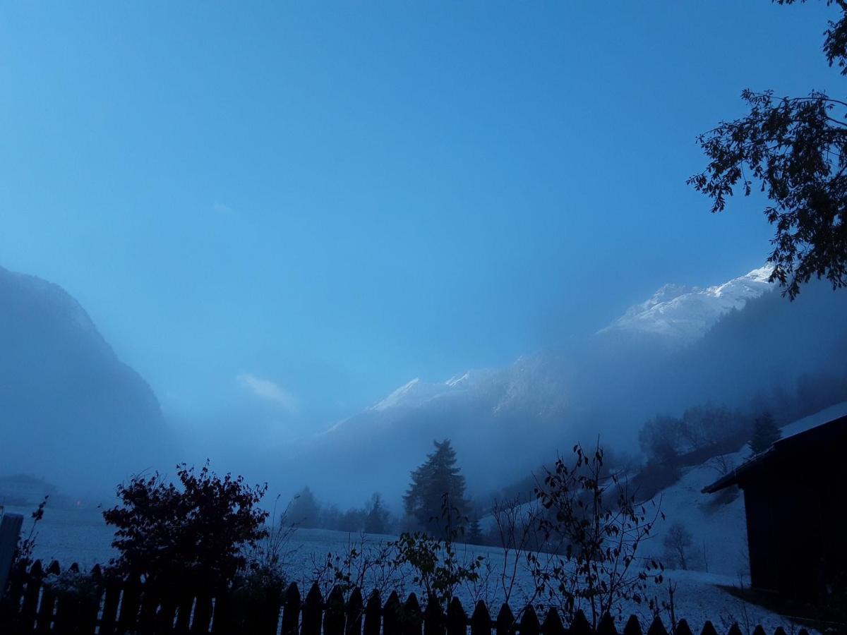 Haus Am Rechten Fleck Kaunertal Esterno foto