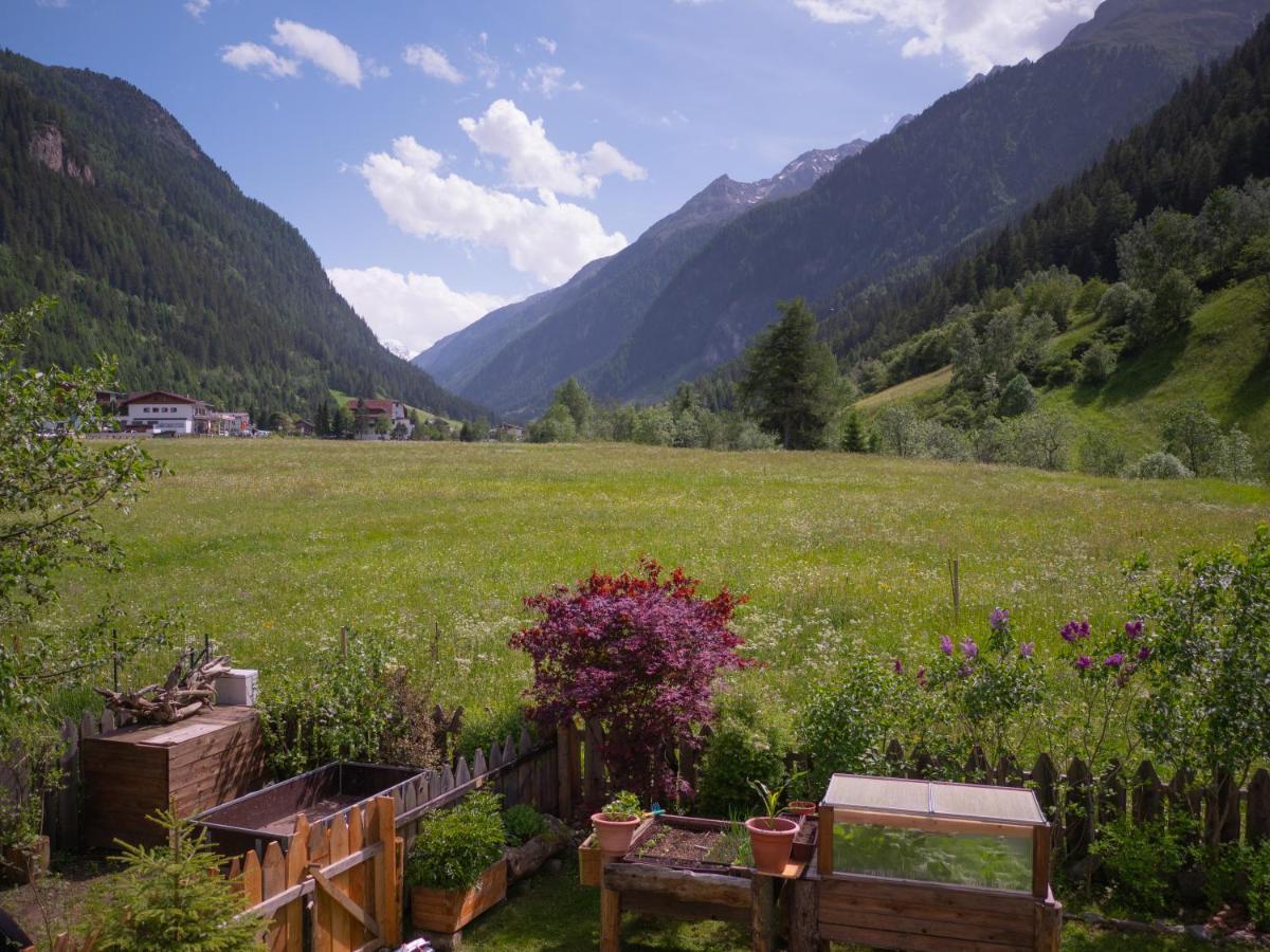 Haus Am Rechten Fleck Kaunertal Esterno foto